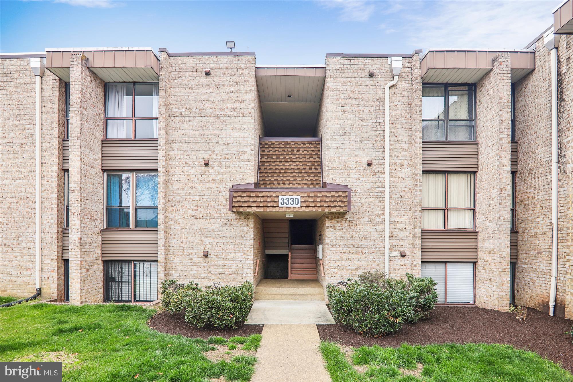 3330 Huntley Square Dr #A-1