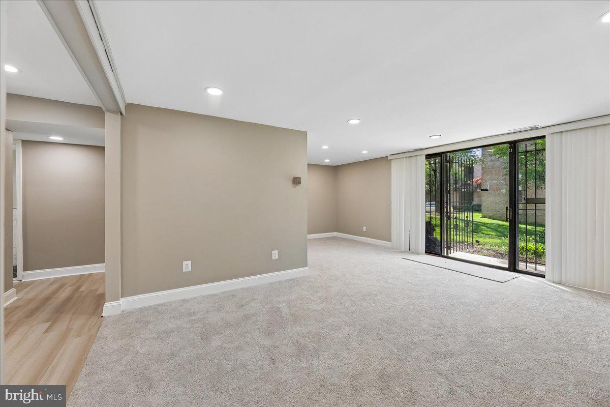 3342 HUNTLEY SQUARE DRIVE T2