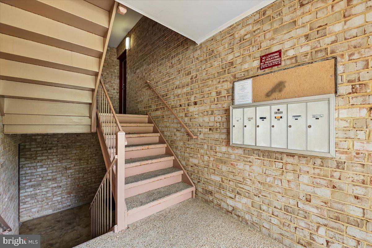 3342 HUNTLEY SQUARE DRIVE T2