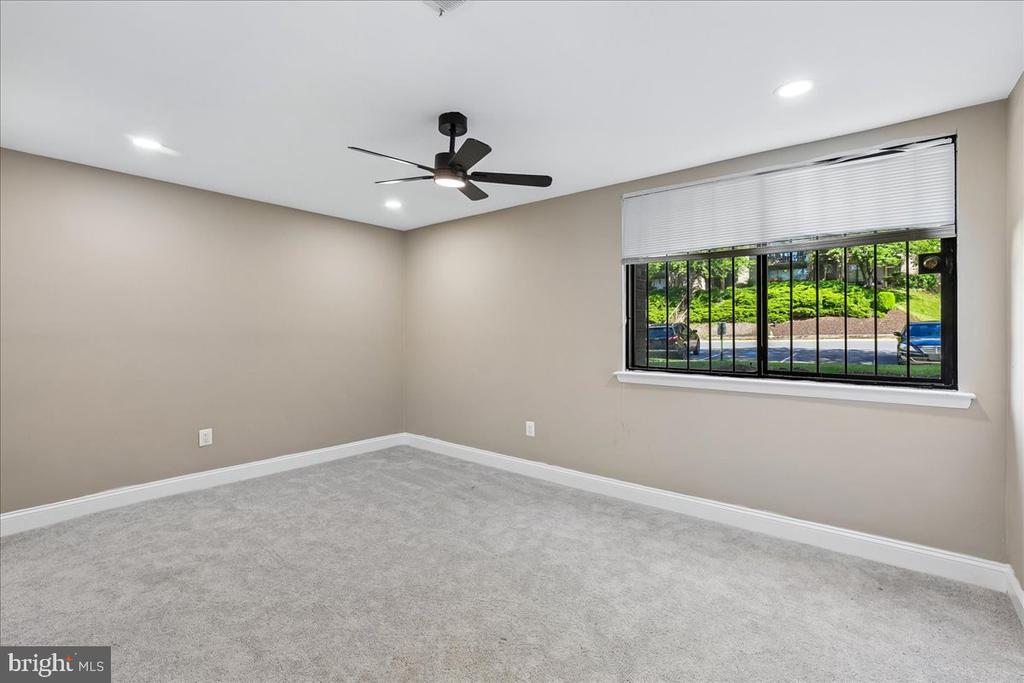3342 HUNTLEY SQUARE DRIVE Unit: T1