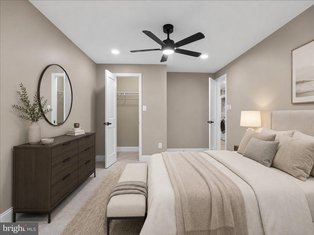 3342 HUNTLEY SQUARE DRIVE Unit: T1