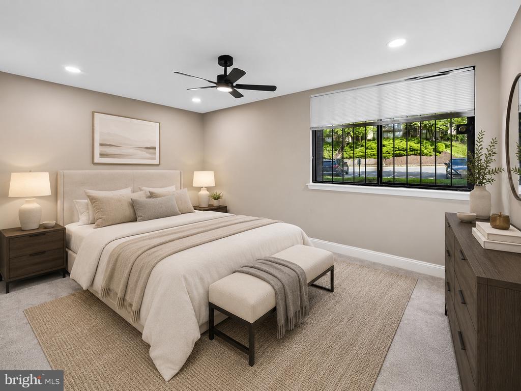 3342 HUNTLEY SQUARE DRIVE Unit: T1