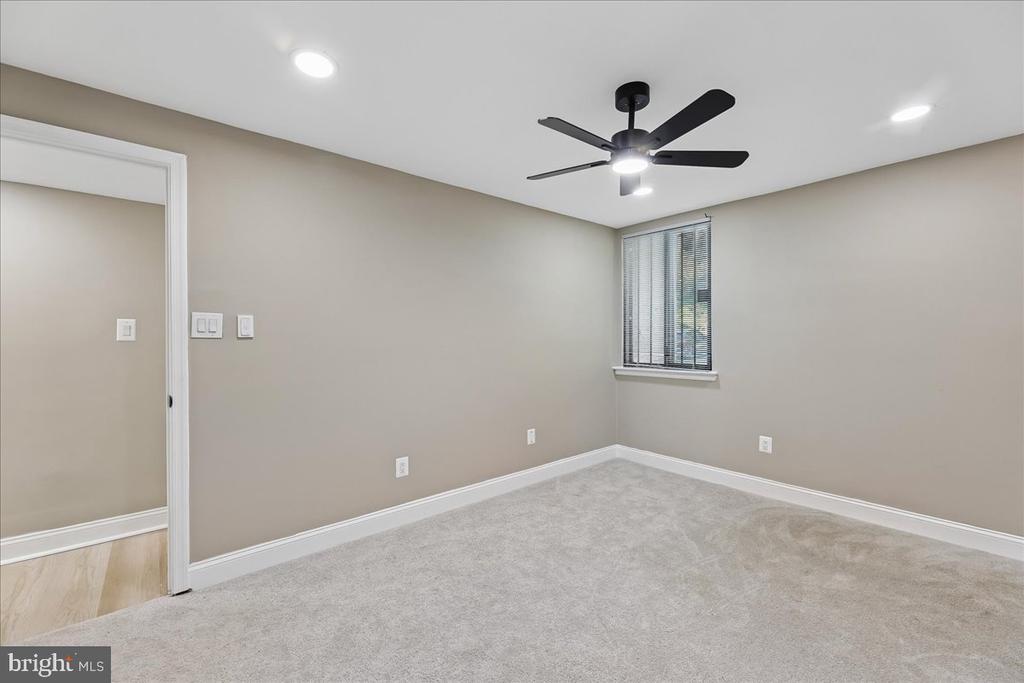 3342 HUNTLEY SQUARE DRIVE Unit: T1
