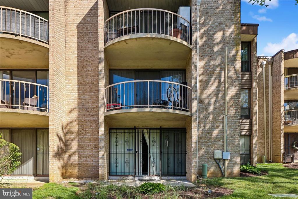 3342 HUNTLEY SQUARE DRIVE Unit: T1