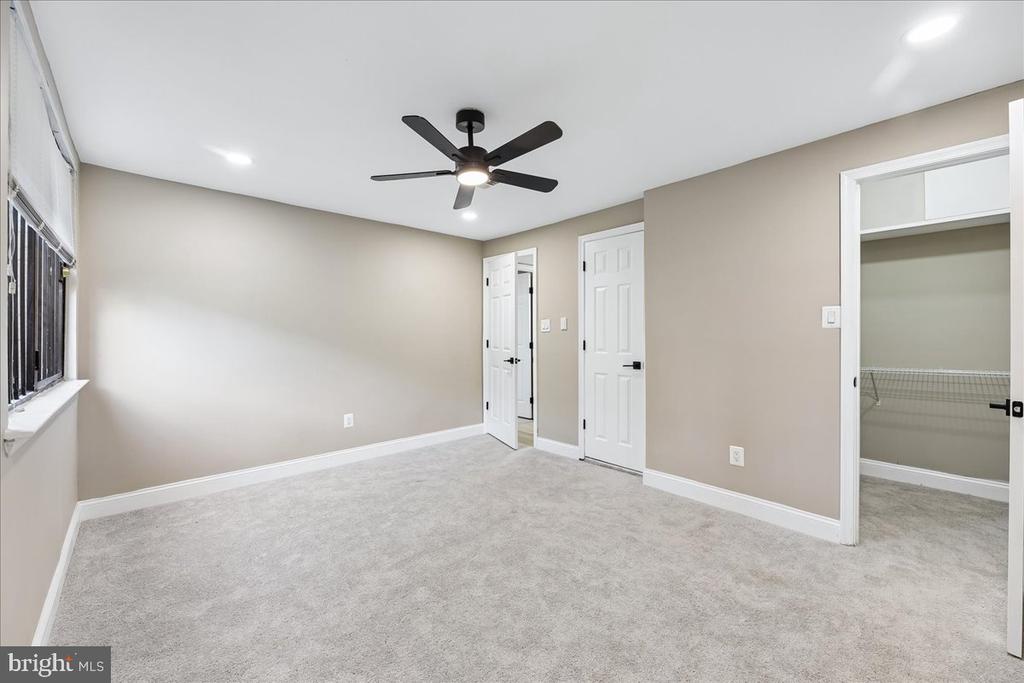 3342 HUNTLEY SQUARE DRIVE Unit: T1