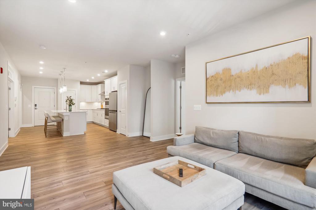 104 SAINT IVES PLACE Unit: 209