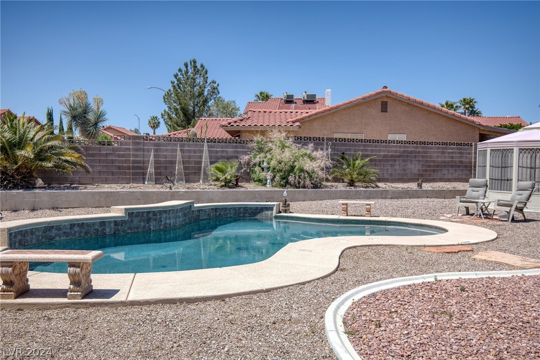 1528 Frandosa Lane