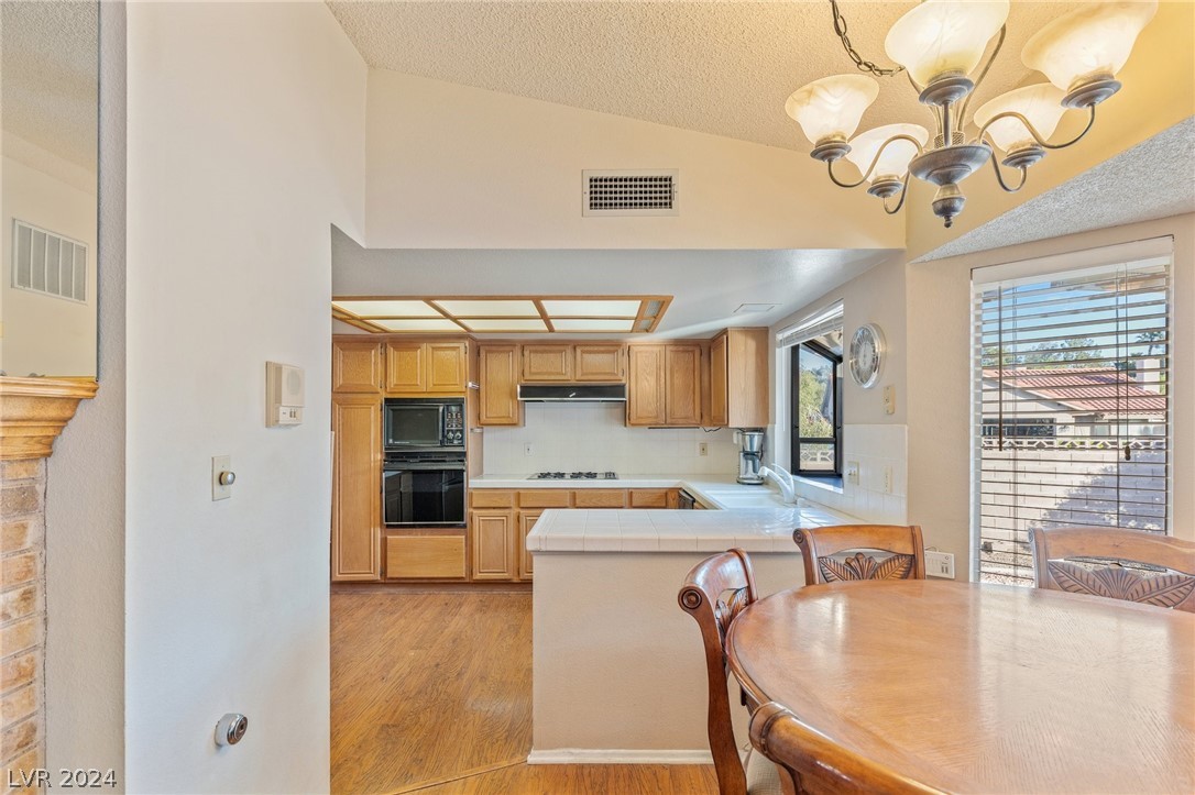 1528 Frandosa Lane