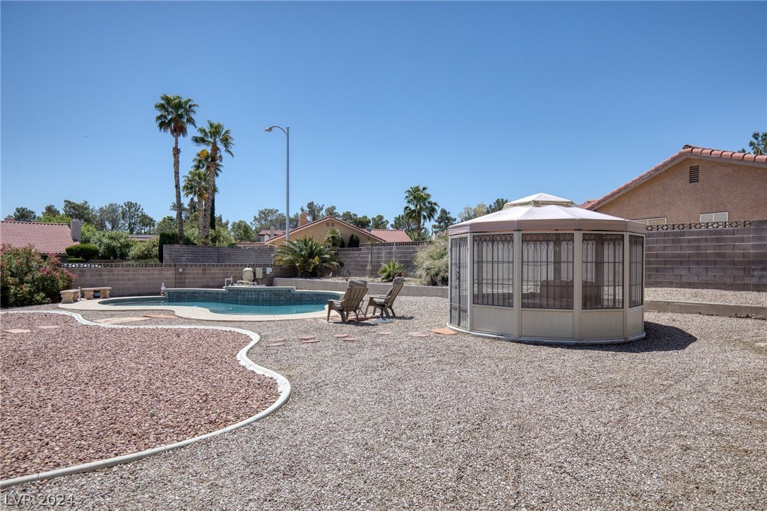 1528 Frandosa Lane