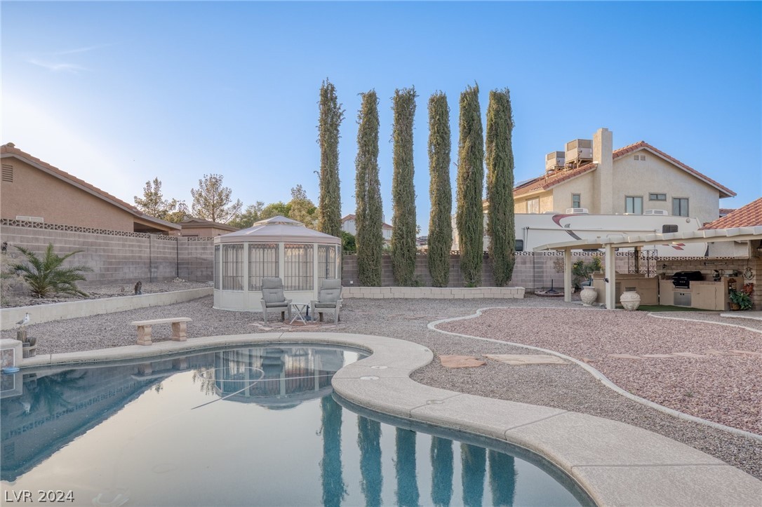 1528 Frandosa Lane