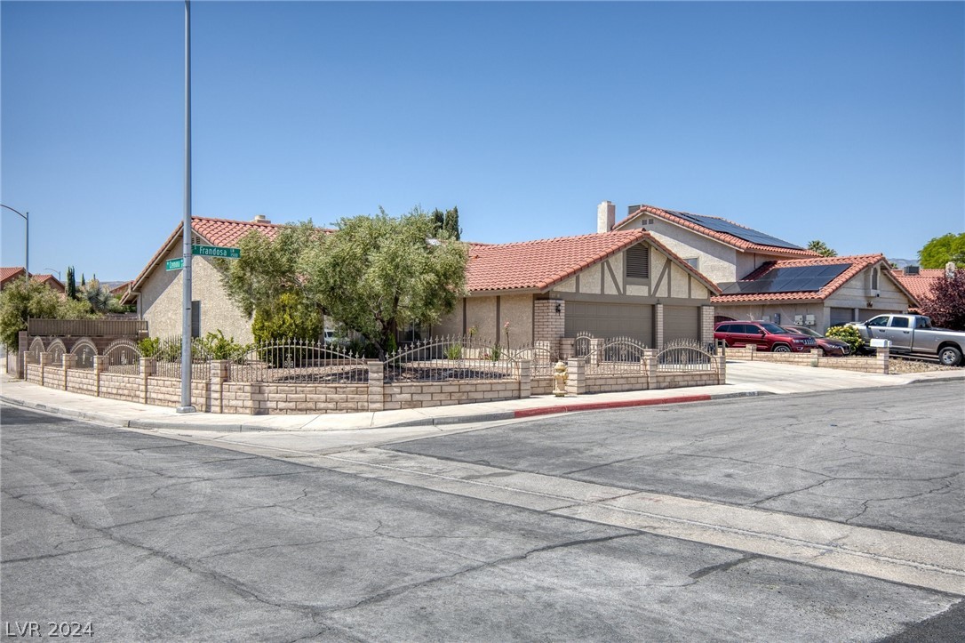 1528 Frandosa Lane