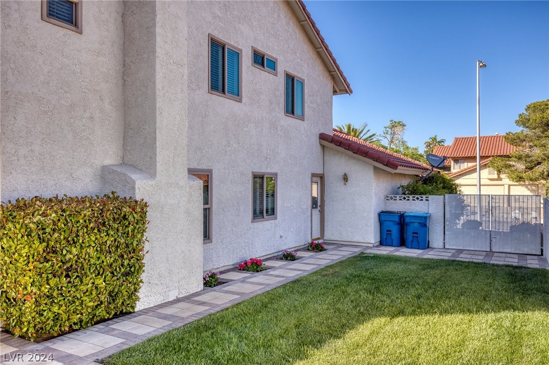 8921 Dio Guardi Drive
