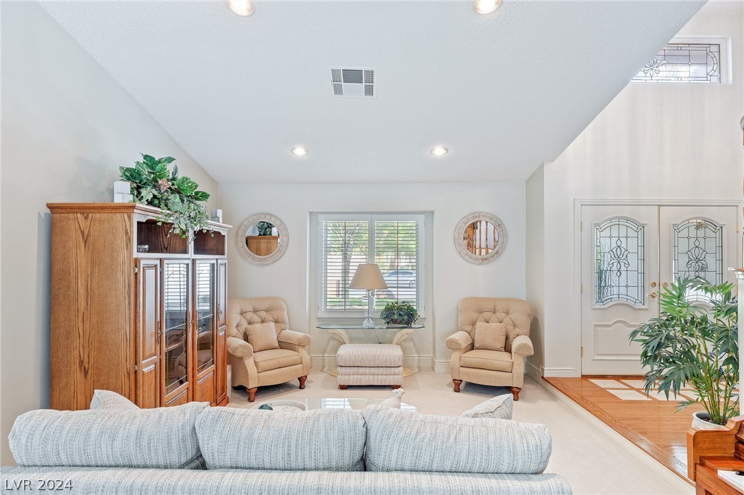8921 Dio Guardi Drive