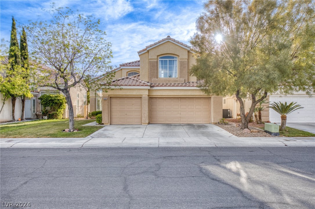 2321 Bloomington Drive