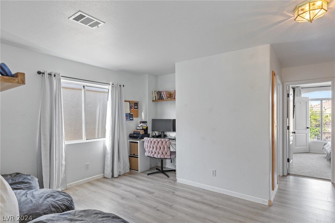 2321 Bloomington Drive