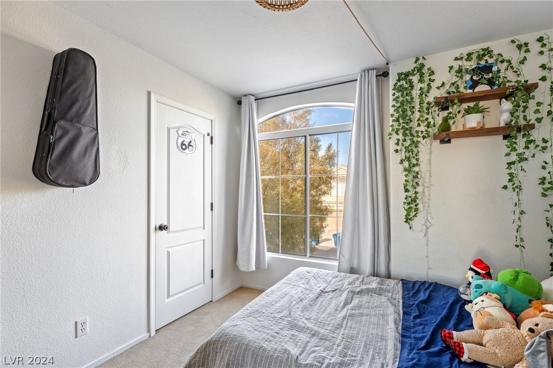 2321 Bloomington Drive