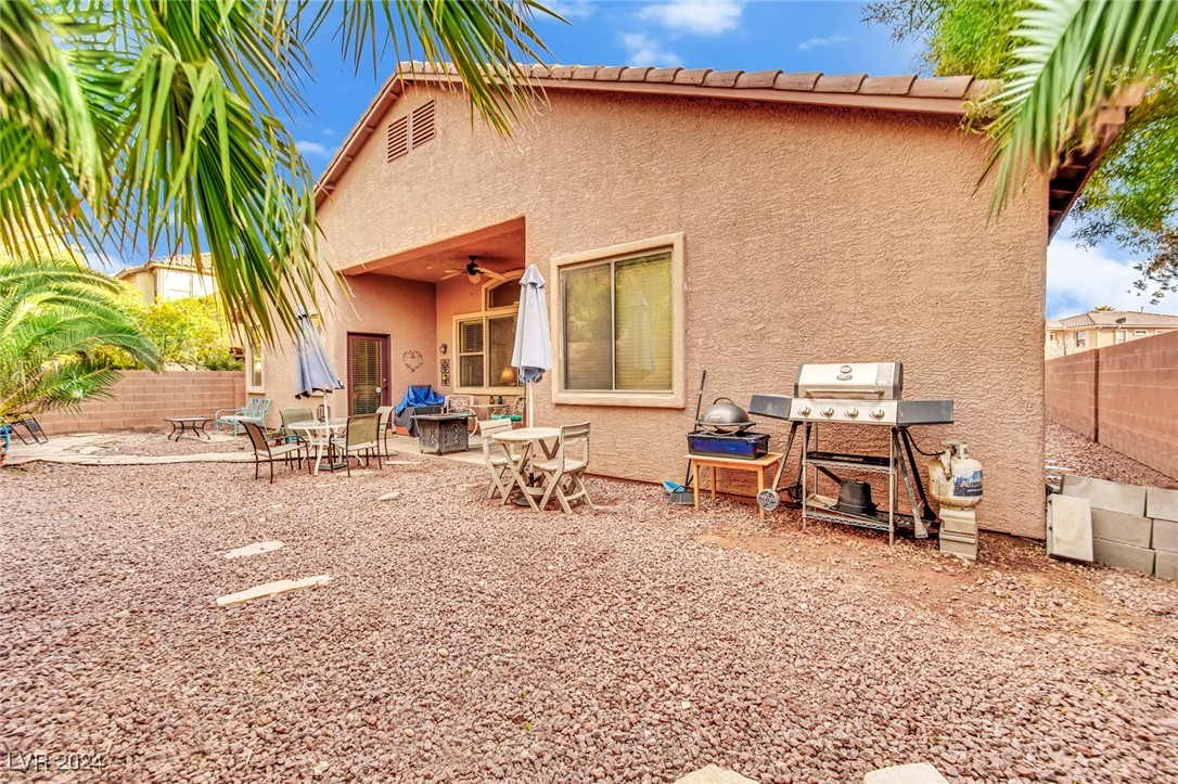 3920 Campanario Avenue