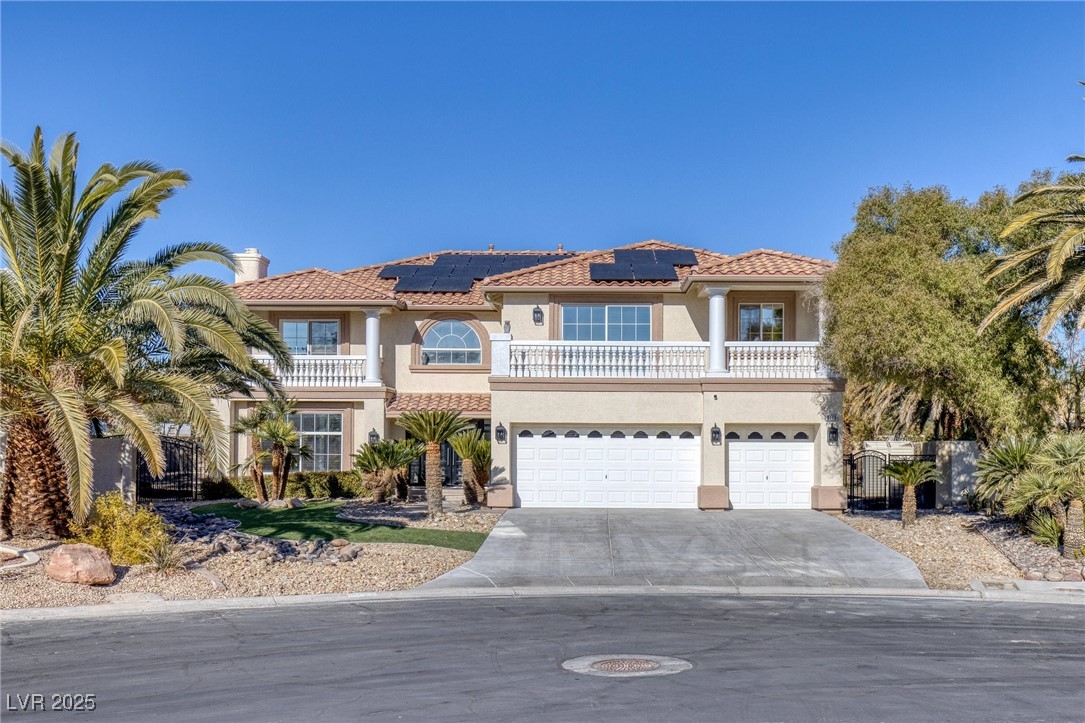 9113 Harvest Homes Street