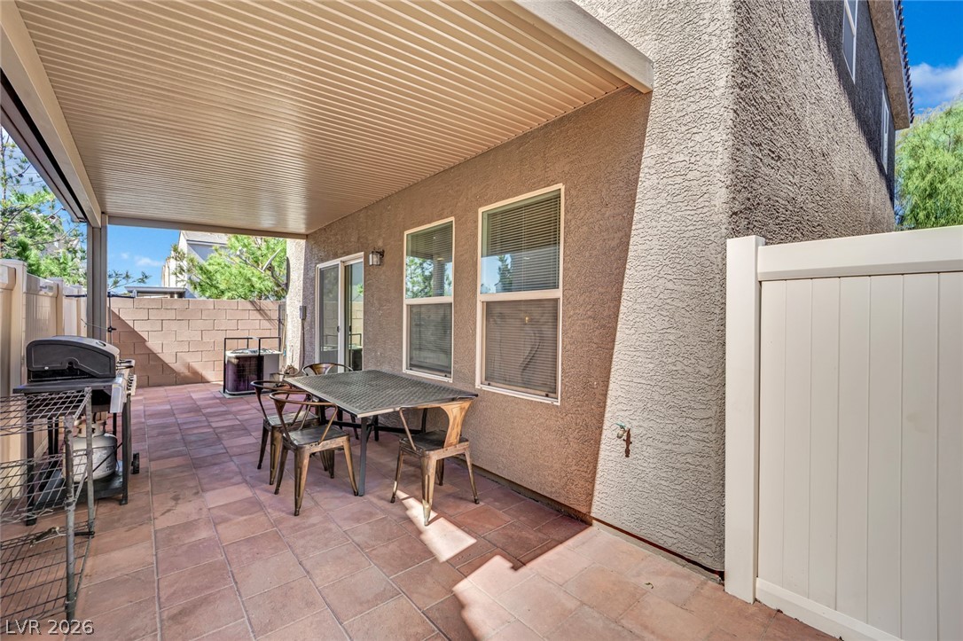 3639 Via Del Robles Avenue