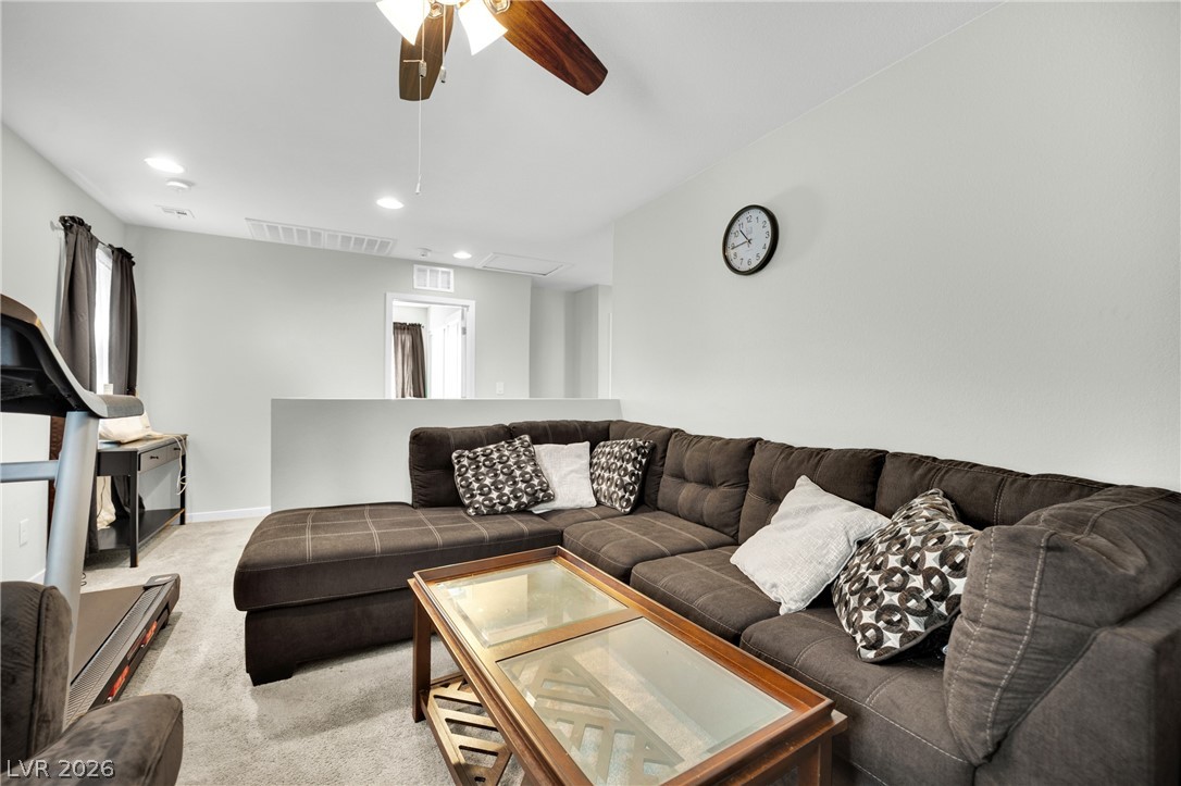 3639 Via Del Robles Avenue