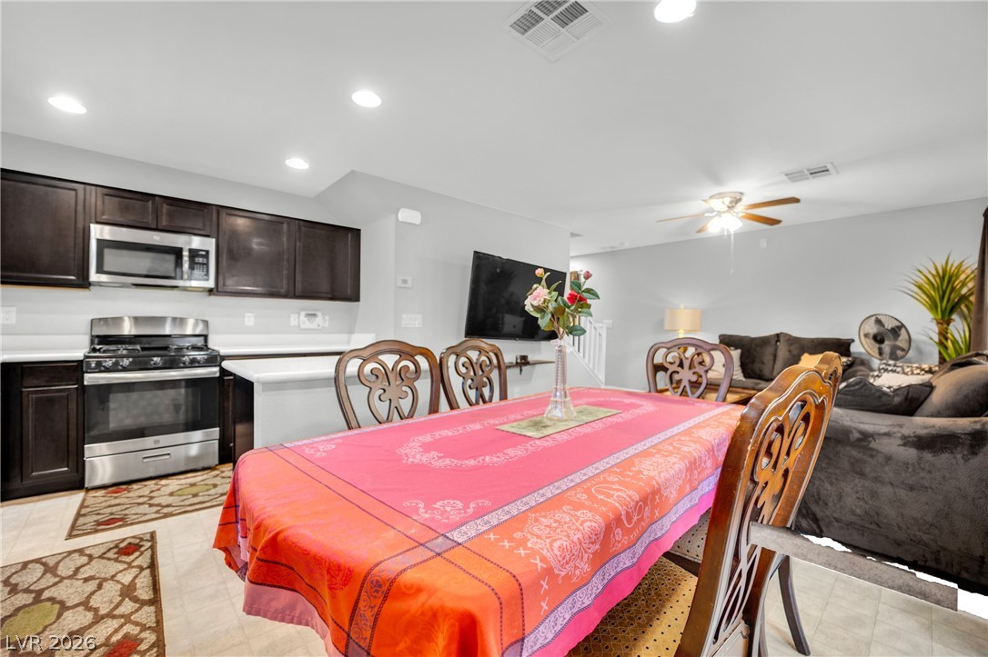3639 Via Del Robles Avenue