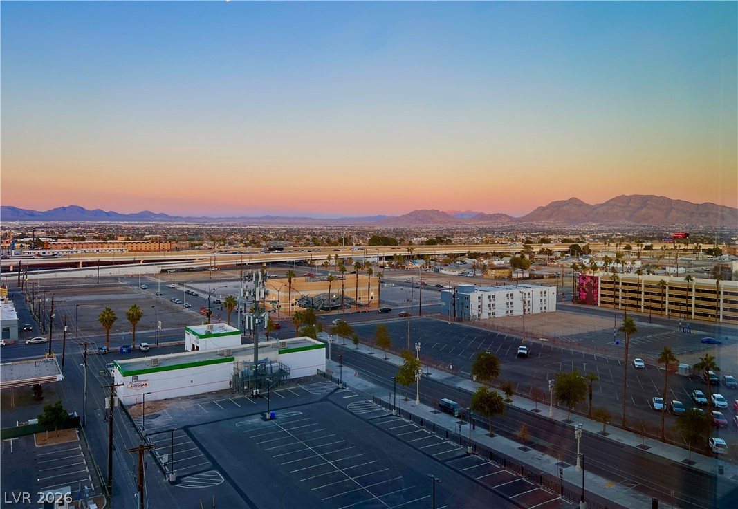 Downtown Las Vegas Living - The Ogden