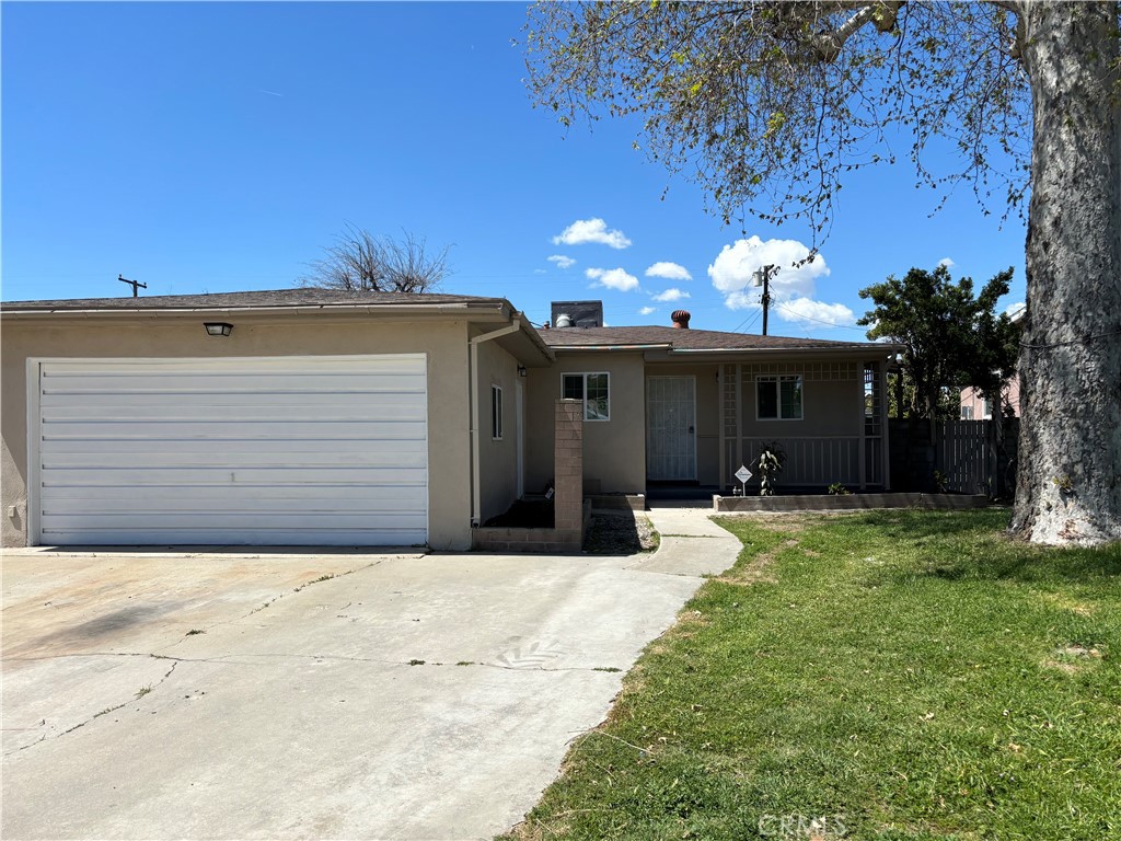 114 S Tamarisk Avenue