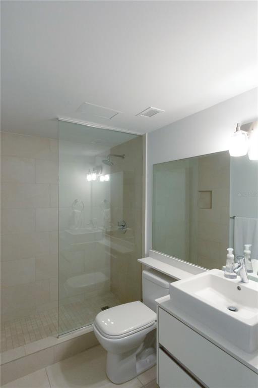 25 MUNOZ RIVERA AVENUE Unit: 407