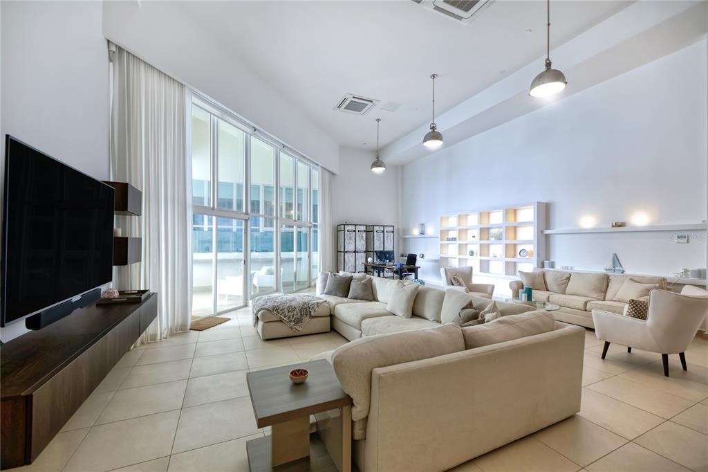 25 MUNOZ RIVERA AVENUE Unit: 407