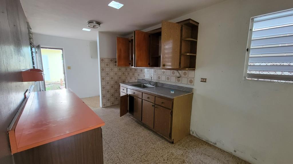 16 Calle 2 REPARTO DEL CARMEN