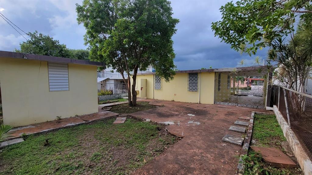 16 Calle 2 REPARTO DEL CARMEN