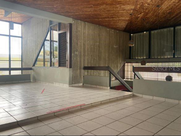 Urb. Jacaranda 18-B CALLE C