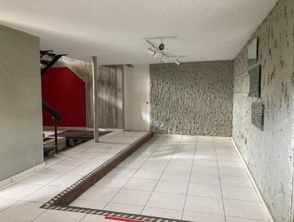 Urb. Jacaranda 18-B CALLE C