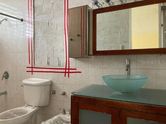 Urb. Jacaranda 18-B CALLE C