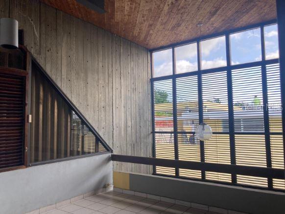 Urb. Jacaranda 18-B CALLE C