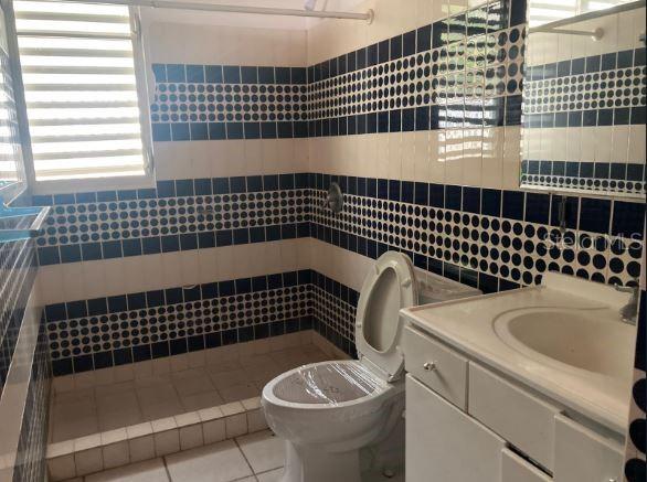 Urb. Jacaranda 18-B CALLE C