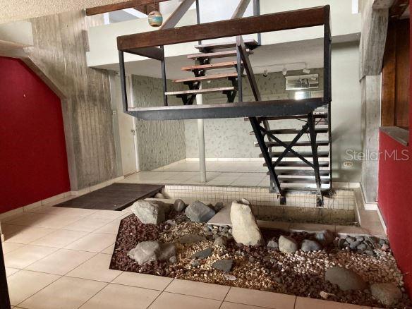 Urb. Jacaranda 18-B CALLE C