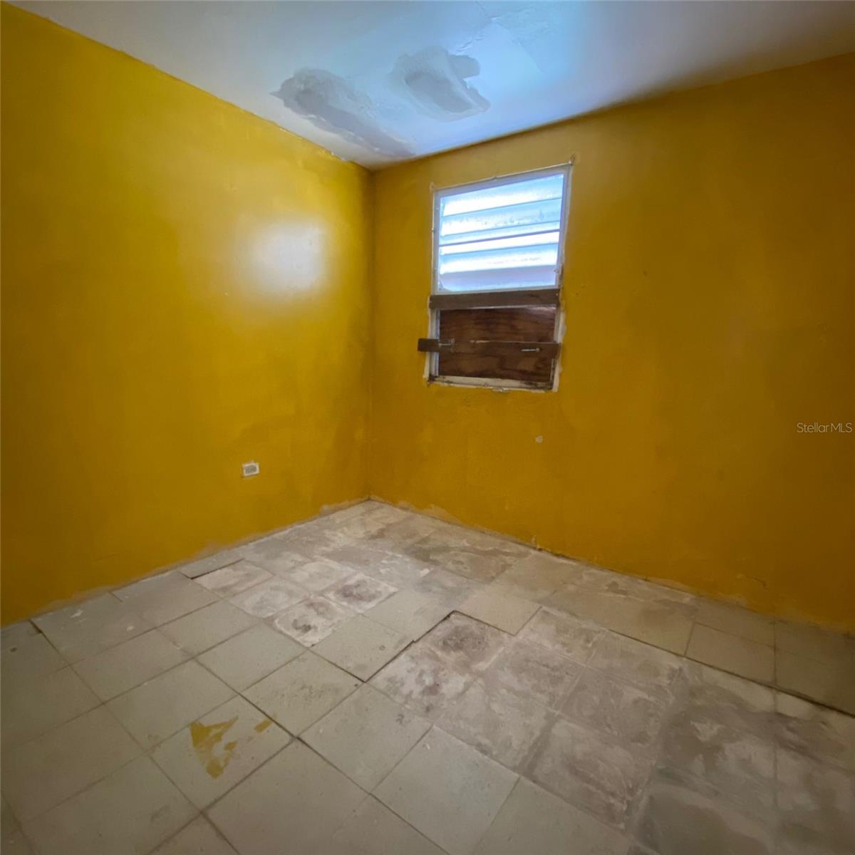 7 DD CALLE 1 URB VALLES DE GUAYAMA