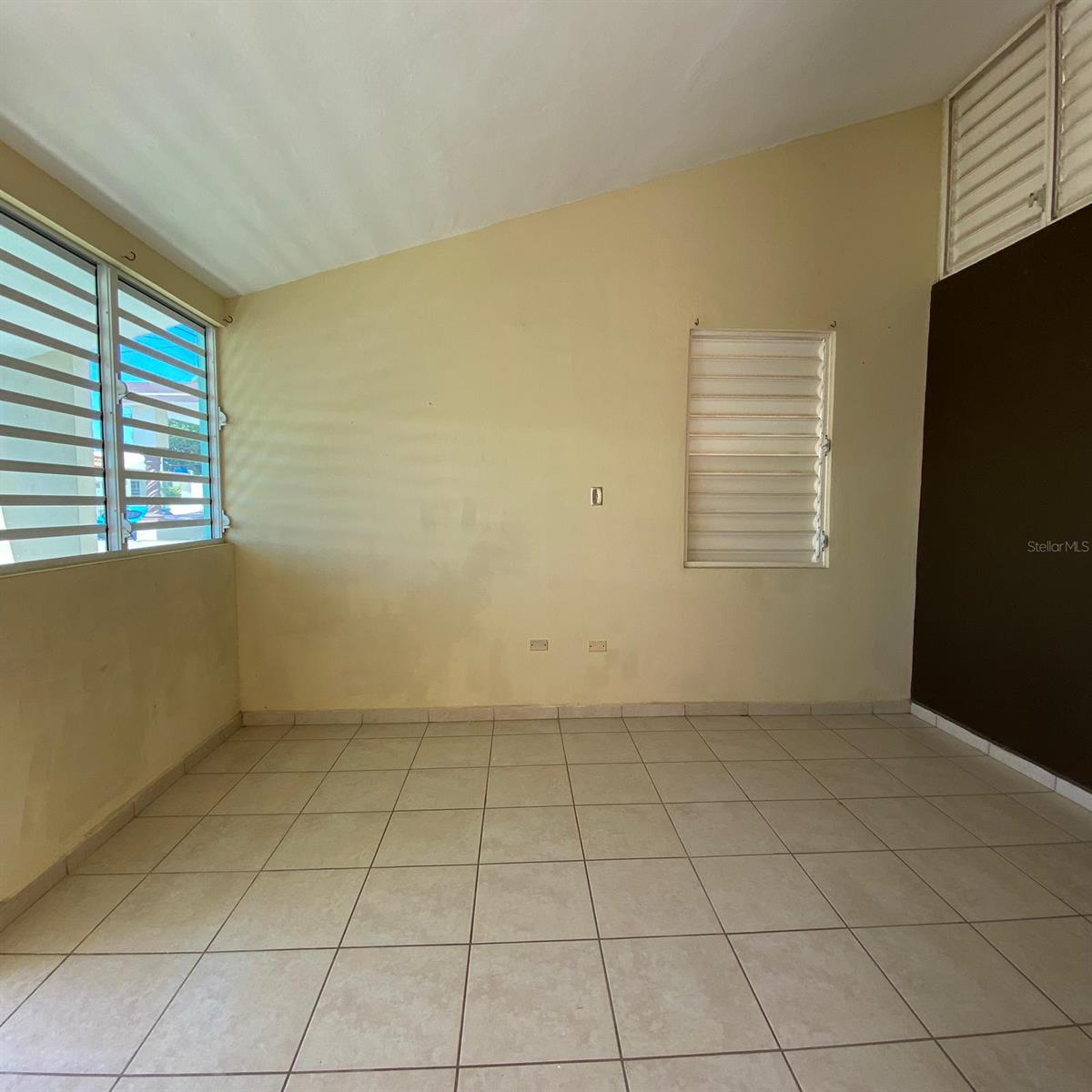 E-89 CALLE LAFAYETTE