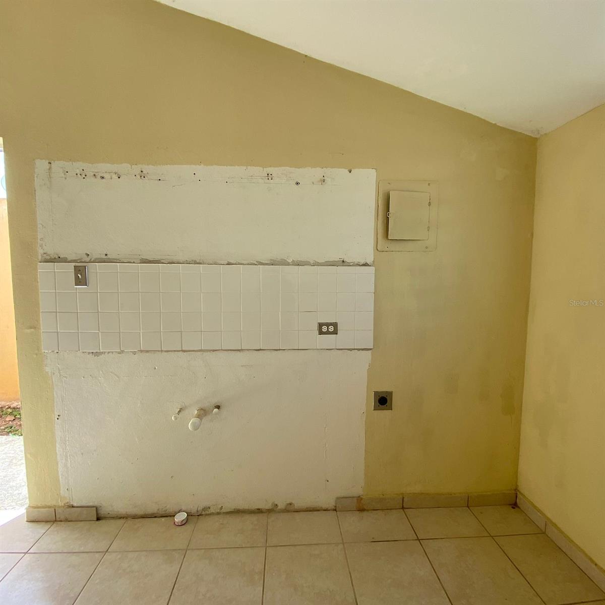 E-89 CALLE LAFAYETTE