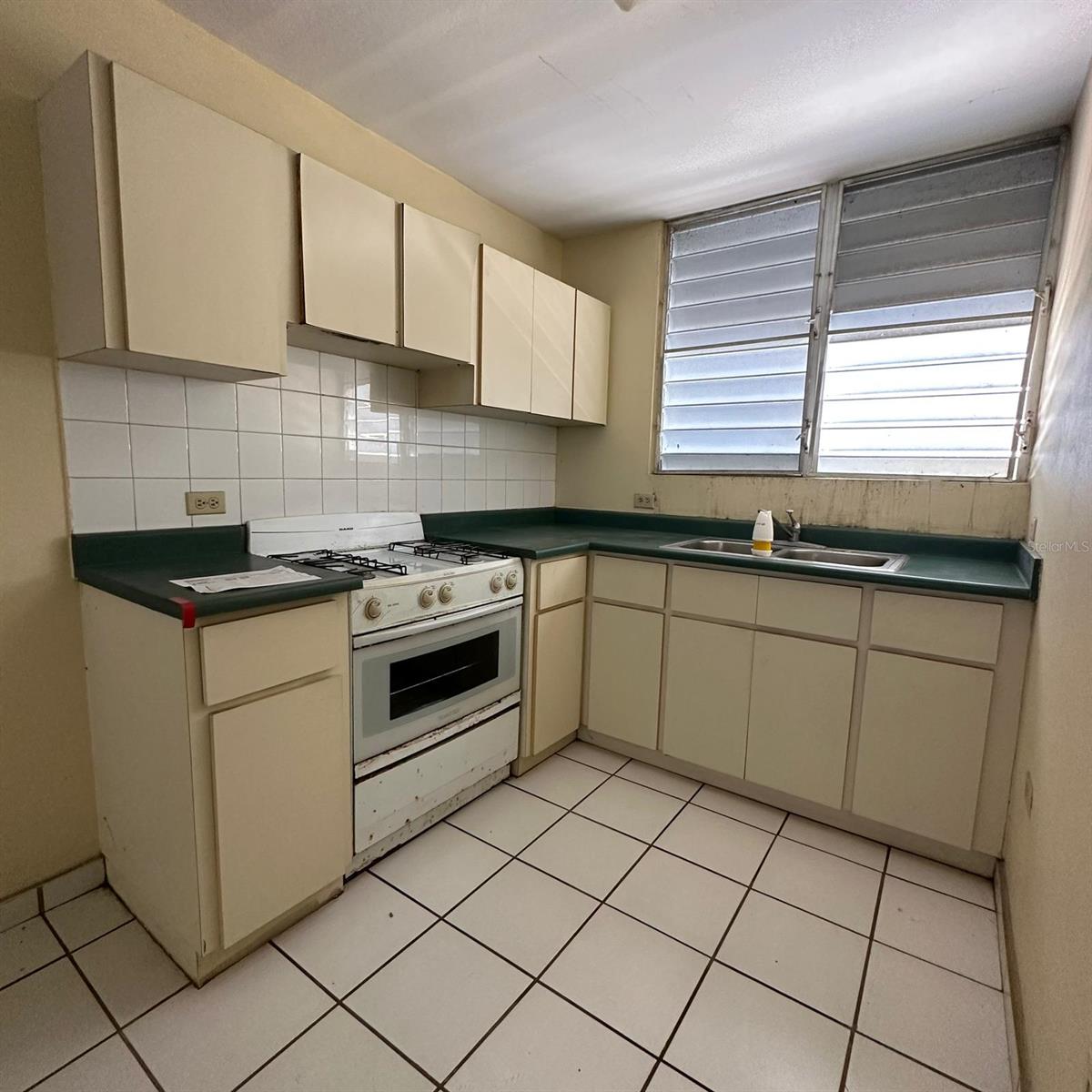Apt 315 PASEO DEL PUERTO #315
