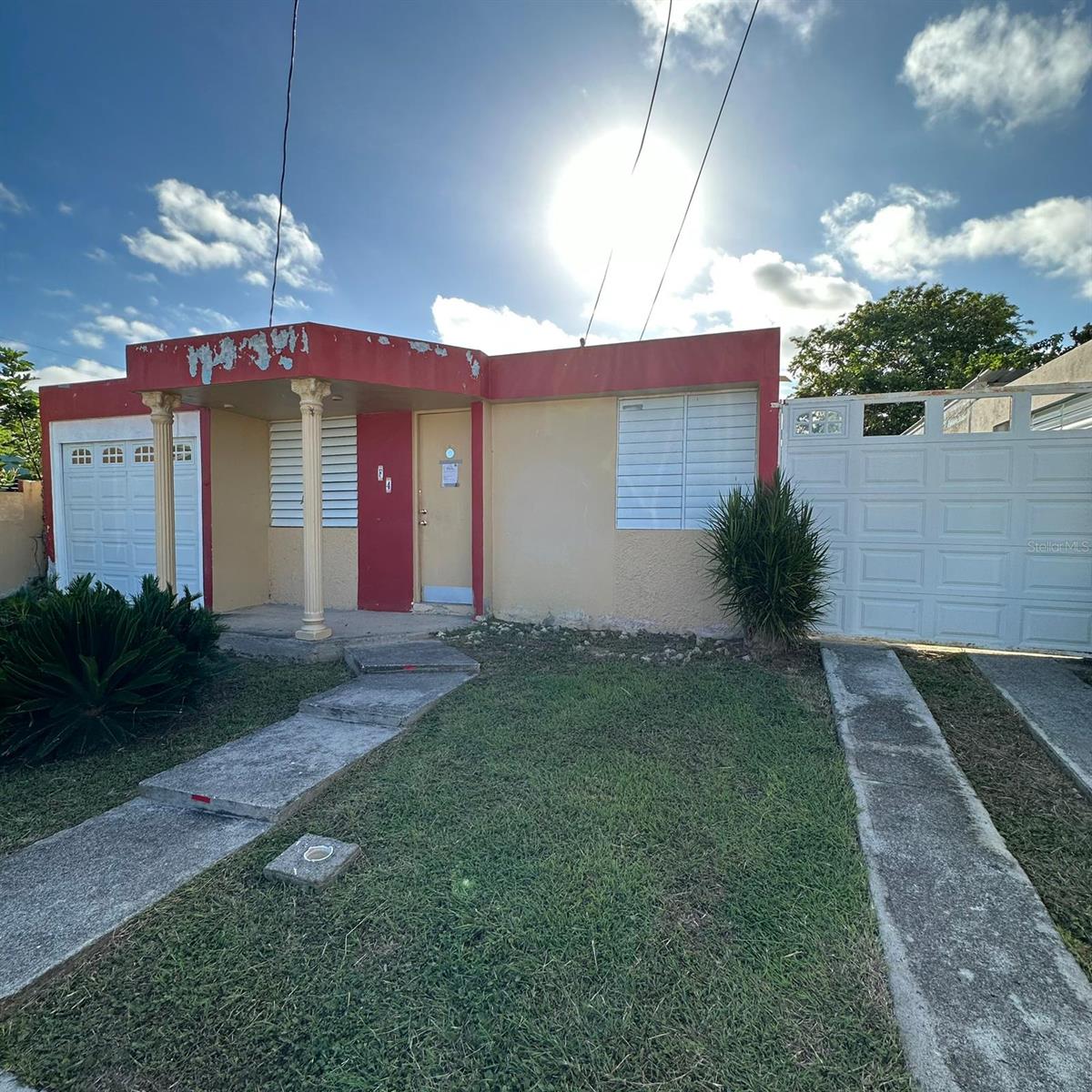 4F SANTA TERESITA ST