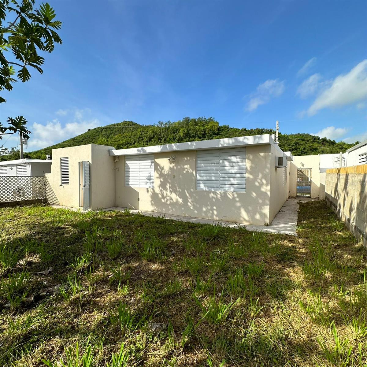 L-14 ACASIA, VALLE ARRIBA