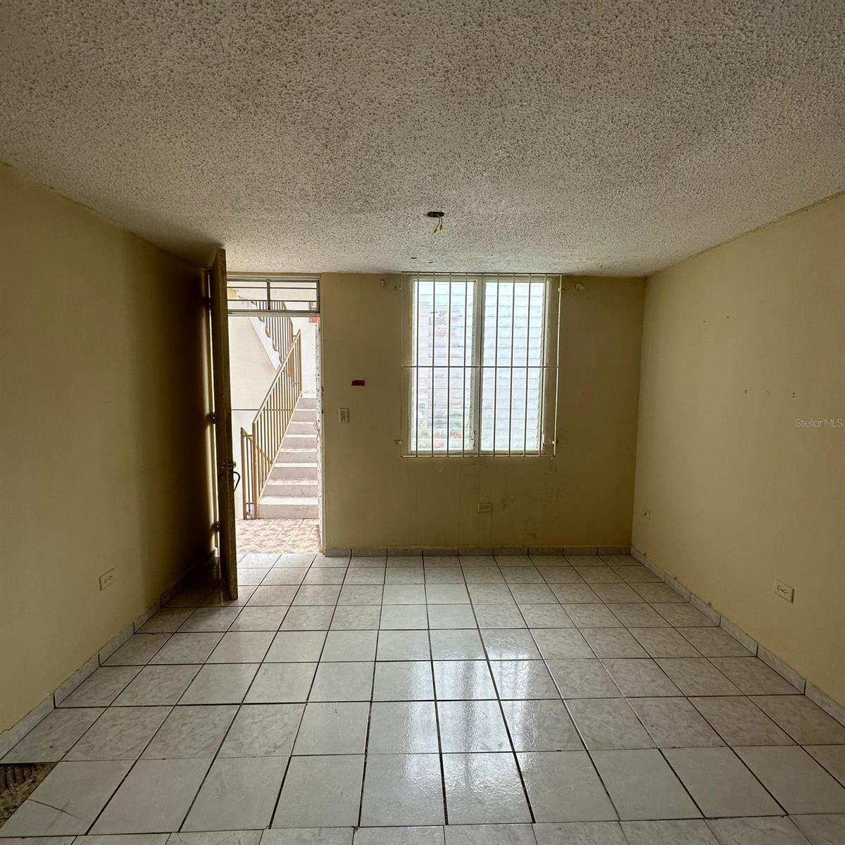 1501 MONTEMAR APT #1501