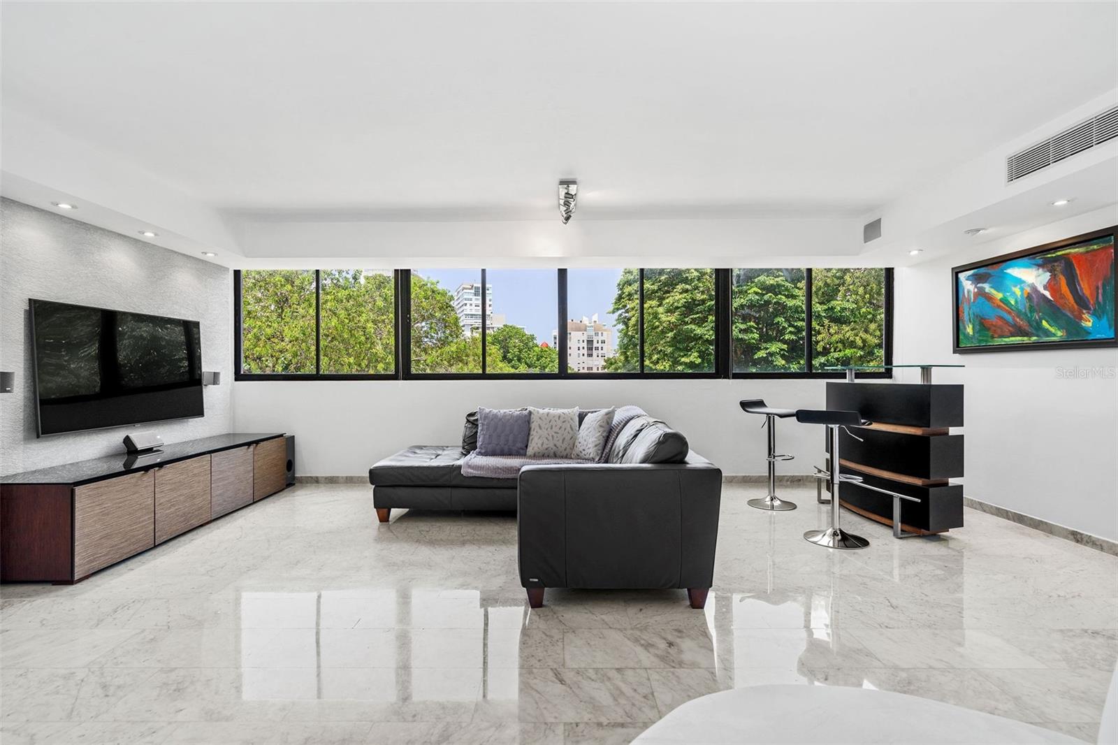 1223 LUCHETTI Unit: 4-N