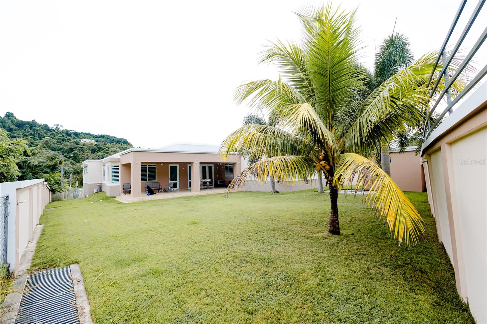 Carr 931 km 1.8 SECTOR BEZARES