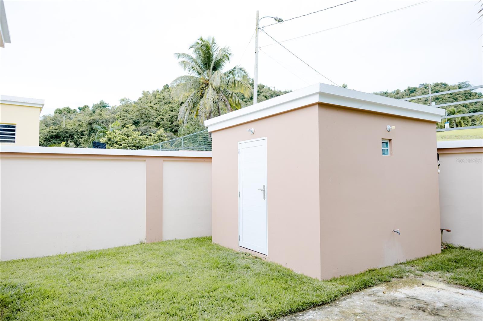 Carr 931 km 1.8 SECTOR BEZARES