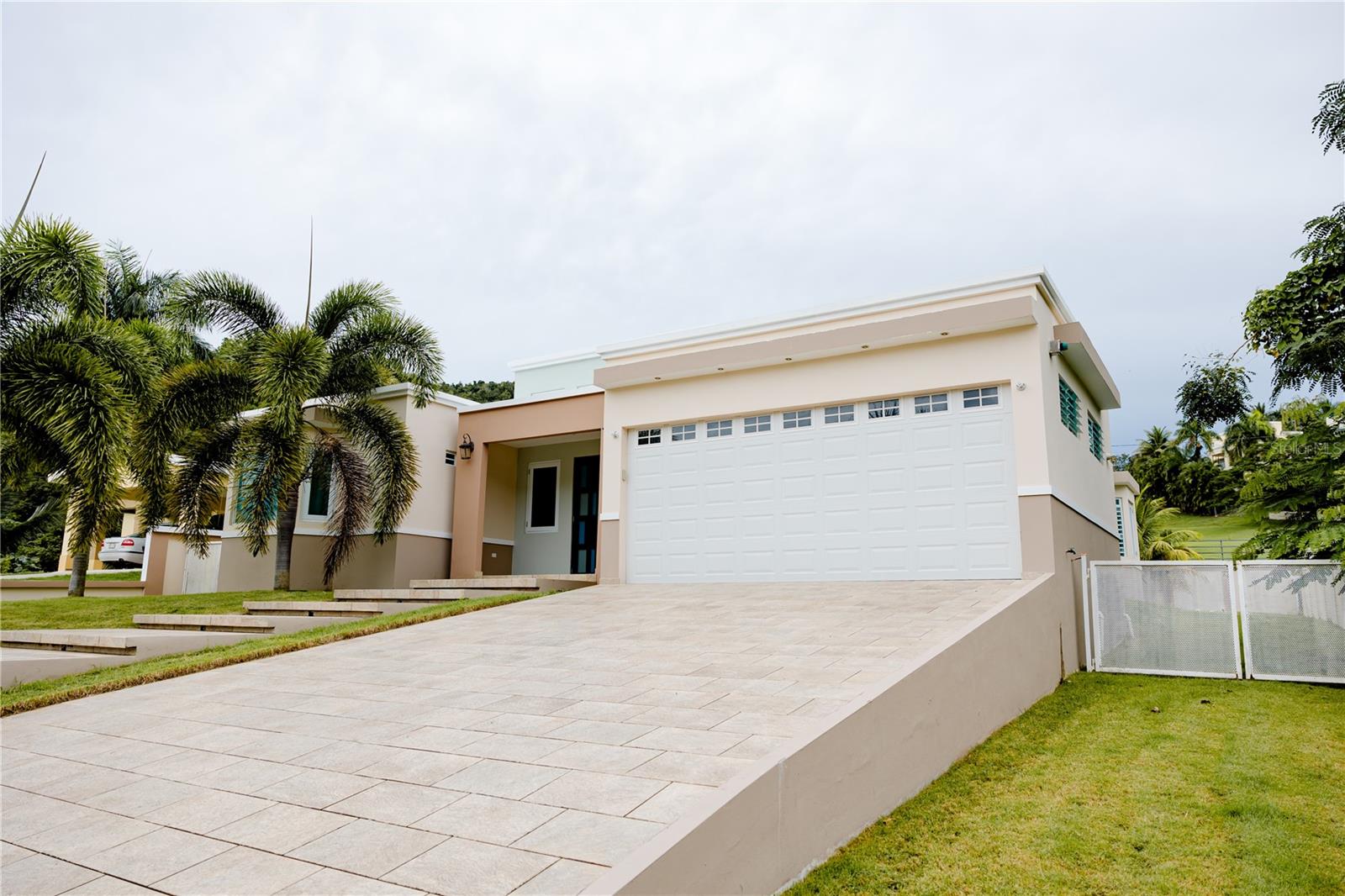 Carr 931 km 1.8 SECTOR BEZARES