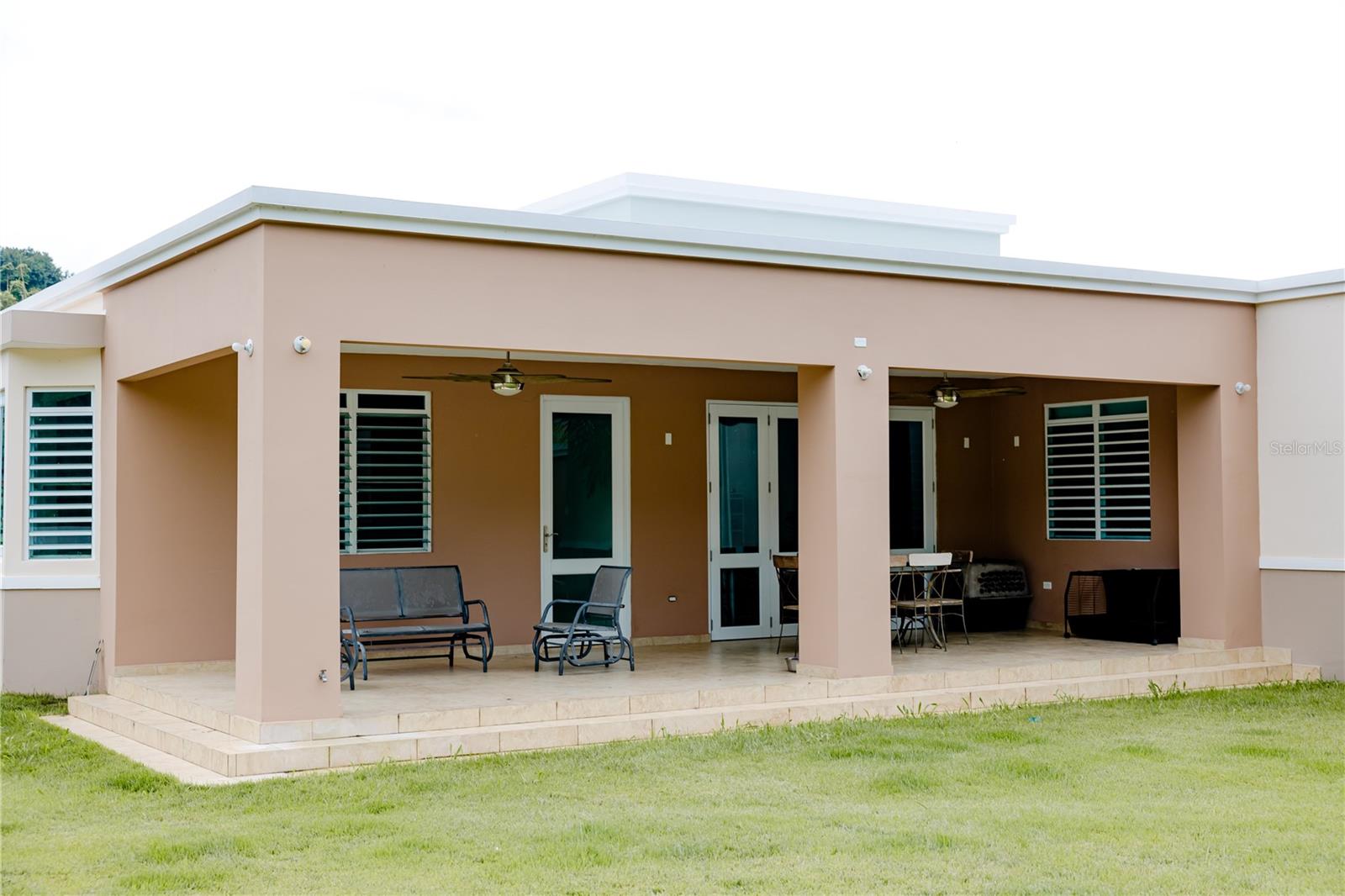 Carr 931 km 1.8 SECTOR BEZARES