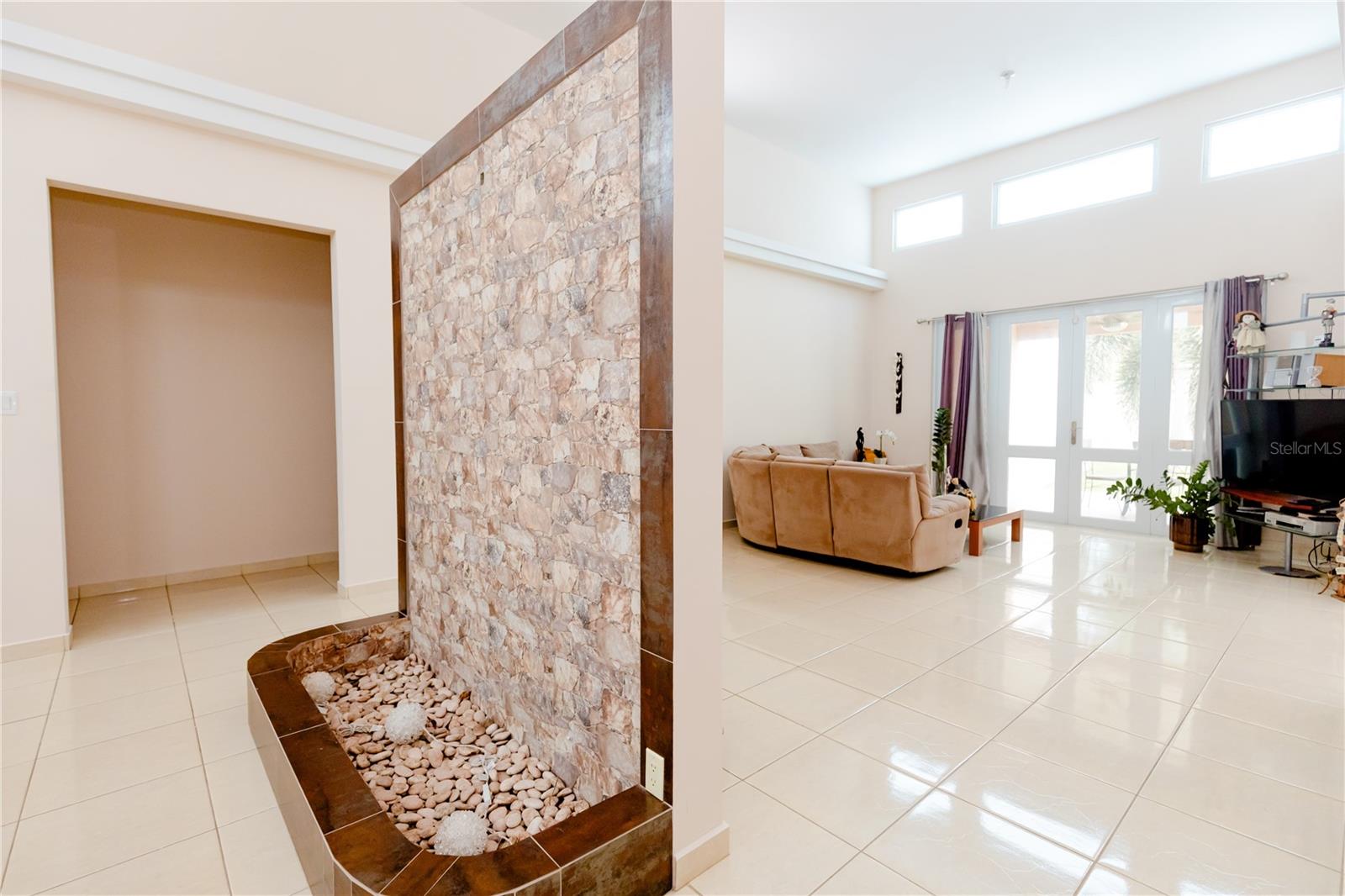 Carr 931 km 1.8 SECTOR BEZARES